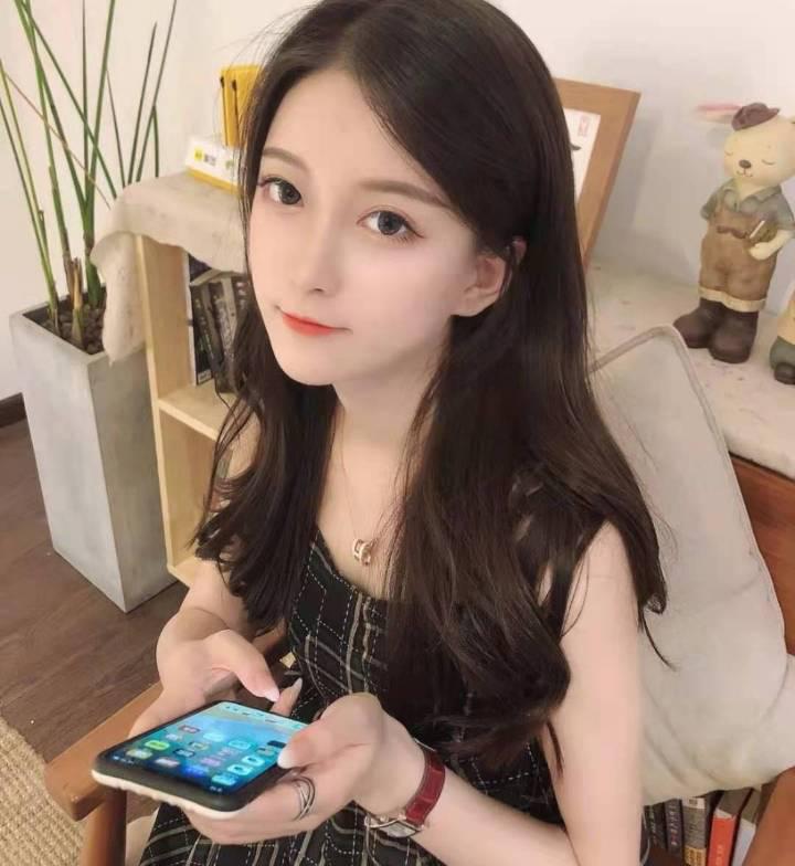 性格好、胸大、颜值高玩的开