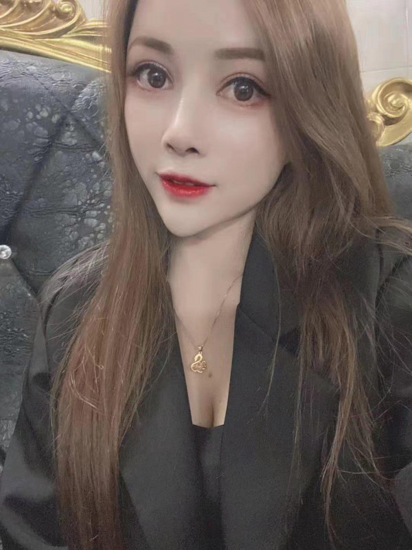 深圳身材苗条PP突出薇薇