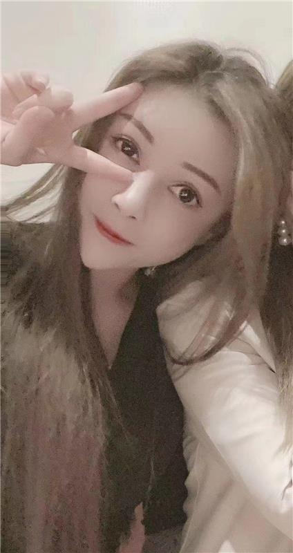 深圳身材苗条PP突出薇薇